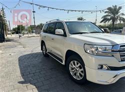 تۆیۆتا لاند کروزەر